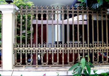 Hàng rào hợp kim nhôm HRN - 018