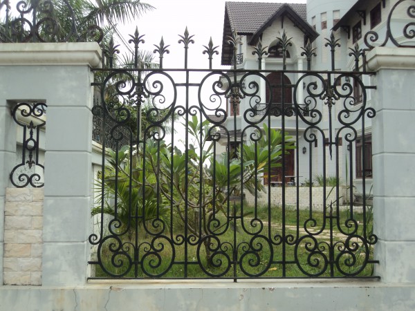 SẮT MỸ THUẬT THUẬN PHƯƠNG